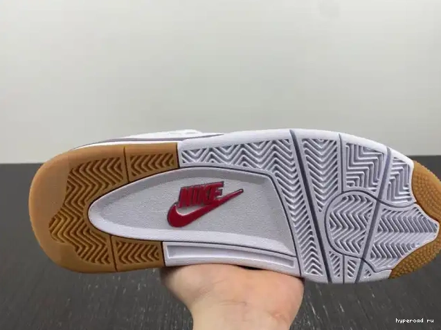 SB 4 DR5415-150 Nike JORDAN RETRO 0421